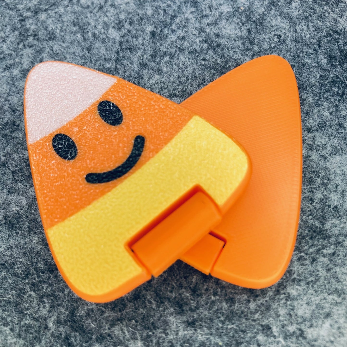 Candy Corn Flip Buddy 🎃 - FP005