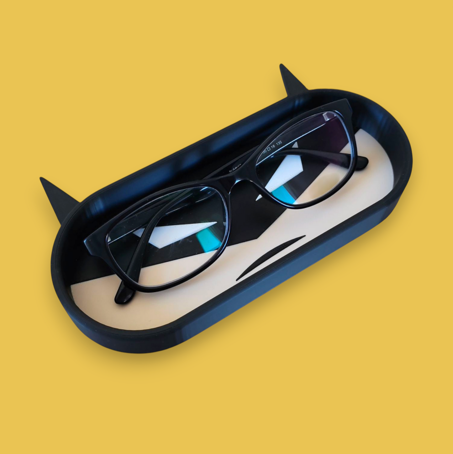 K004 - Batman Glasses Tray - Dark Knight Themed Holder