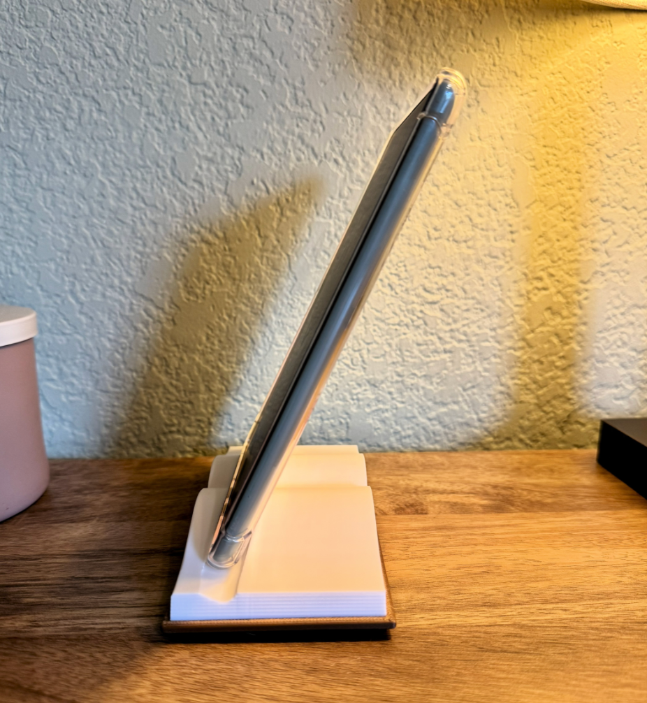 Book-Shaped Kindle Stand - B004